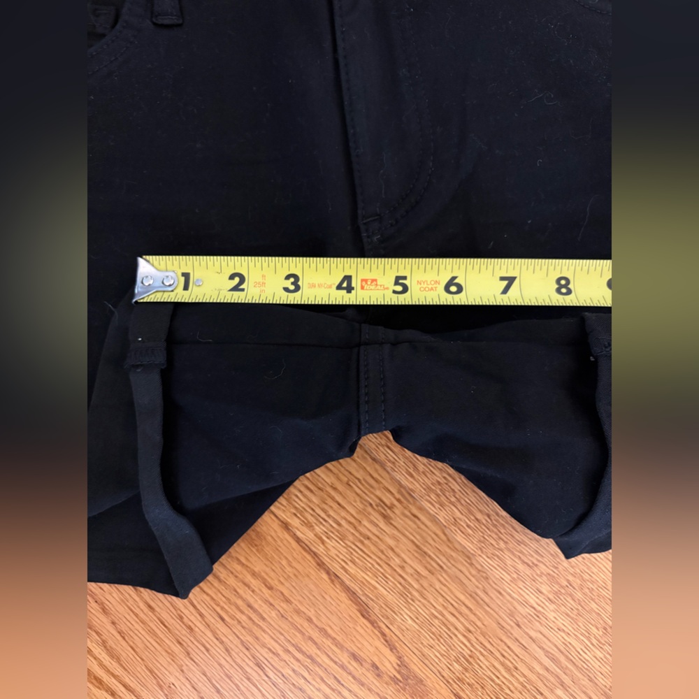 Kut from the Kloth Gidget Rollup Short - Picture 6 of 8